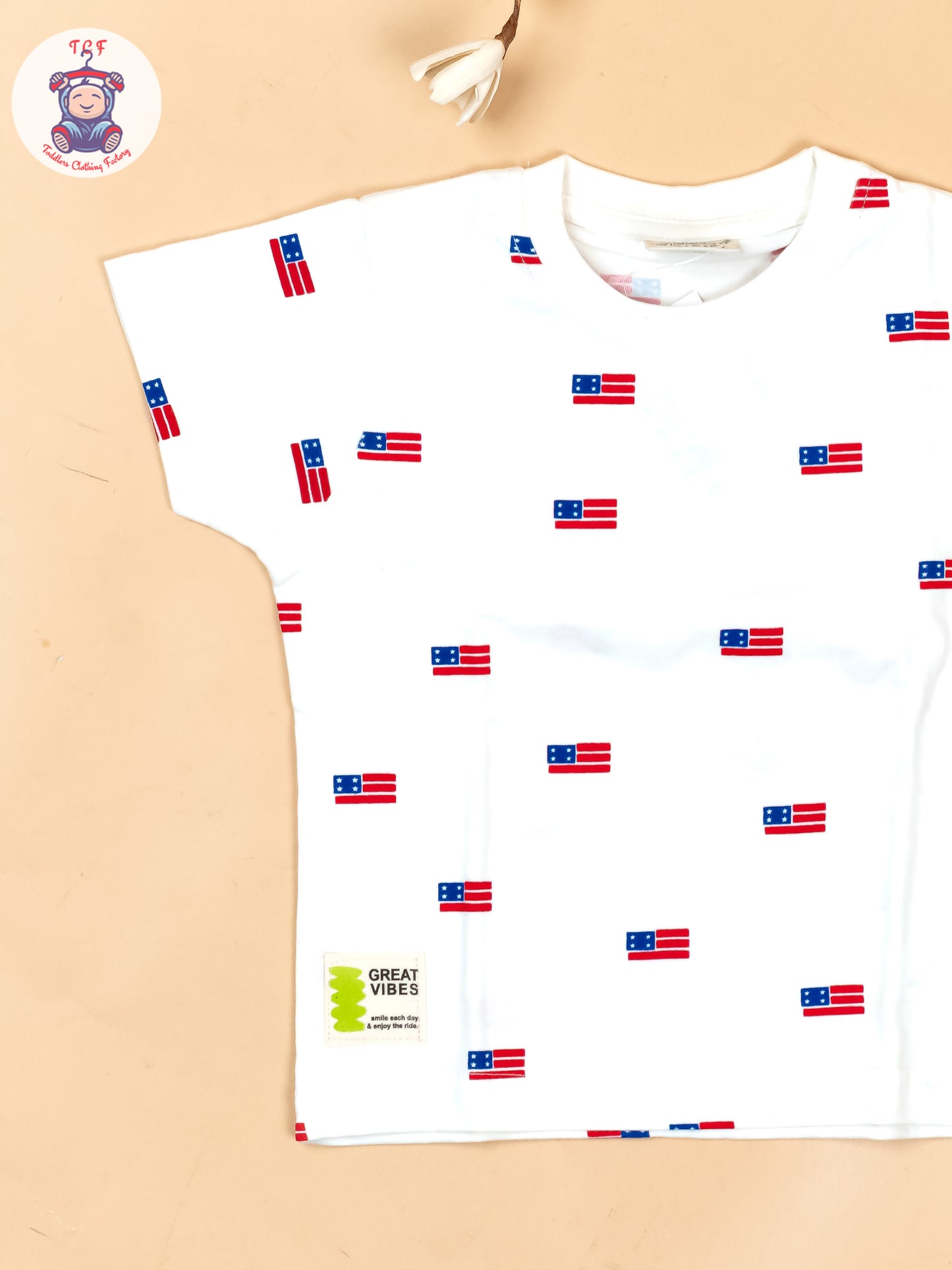 Cream - T-Shirts & Shorts