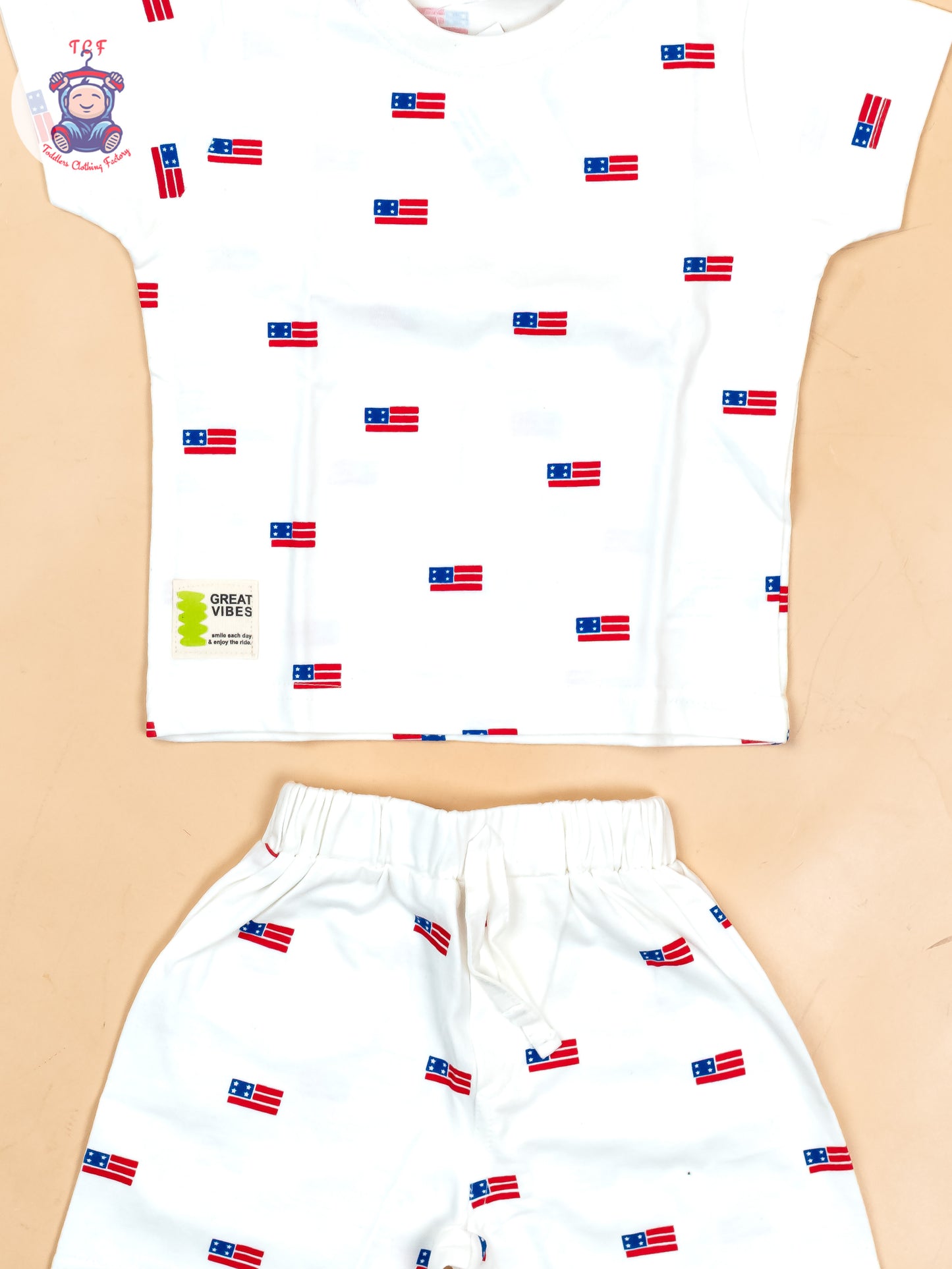 Cream - T-Shirts & Shorts