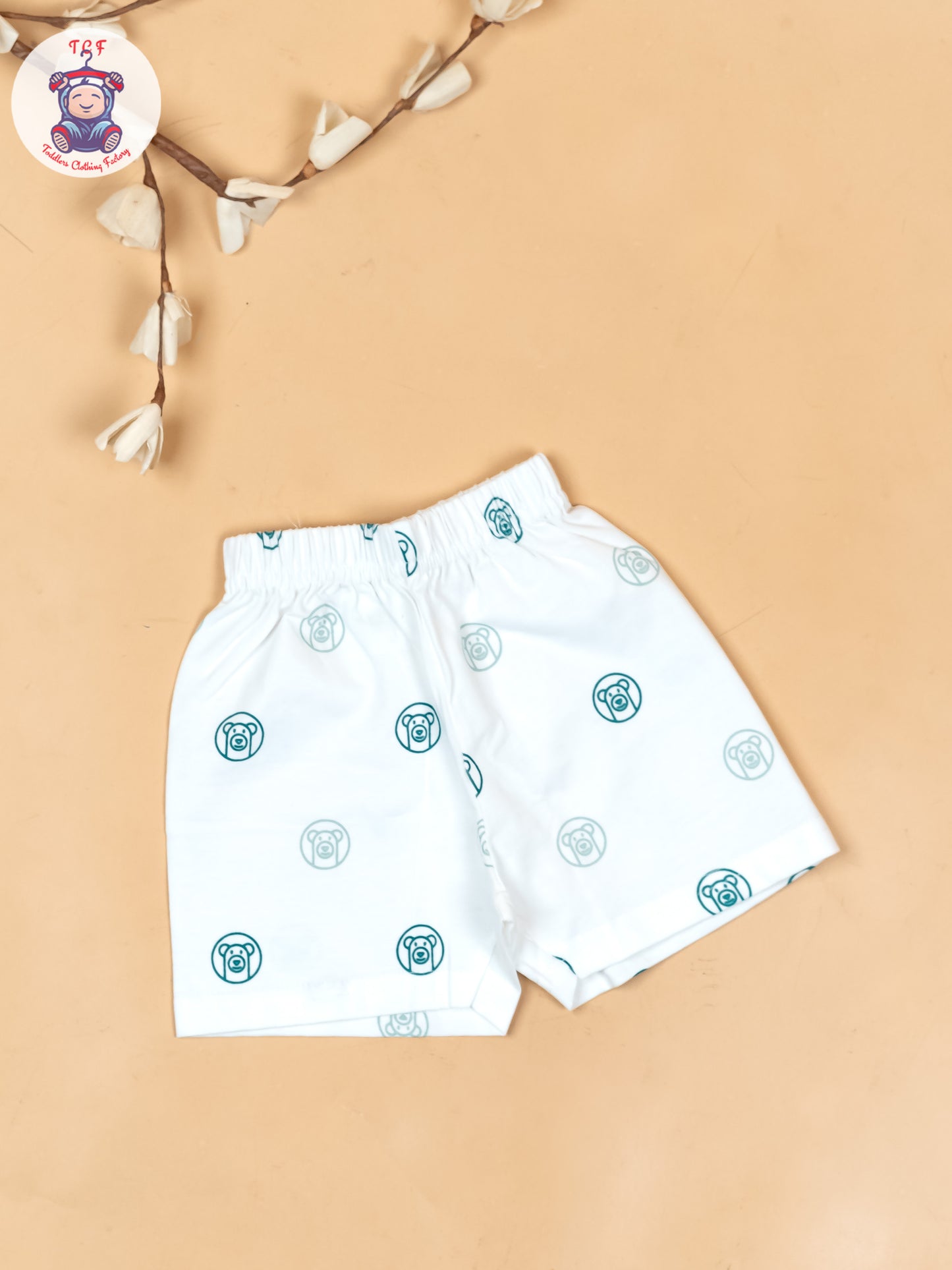 Cream - T-Shirts & Shorts