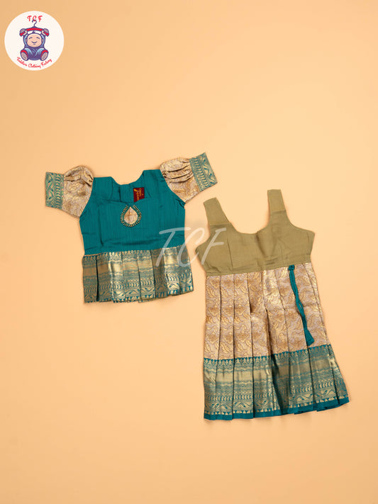 Peacock Green & Cream - Two Tone Printed Pavadai Sattai