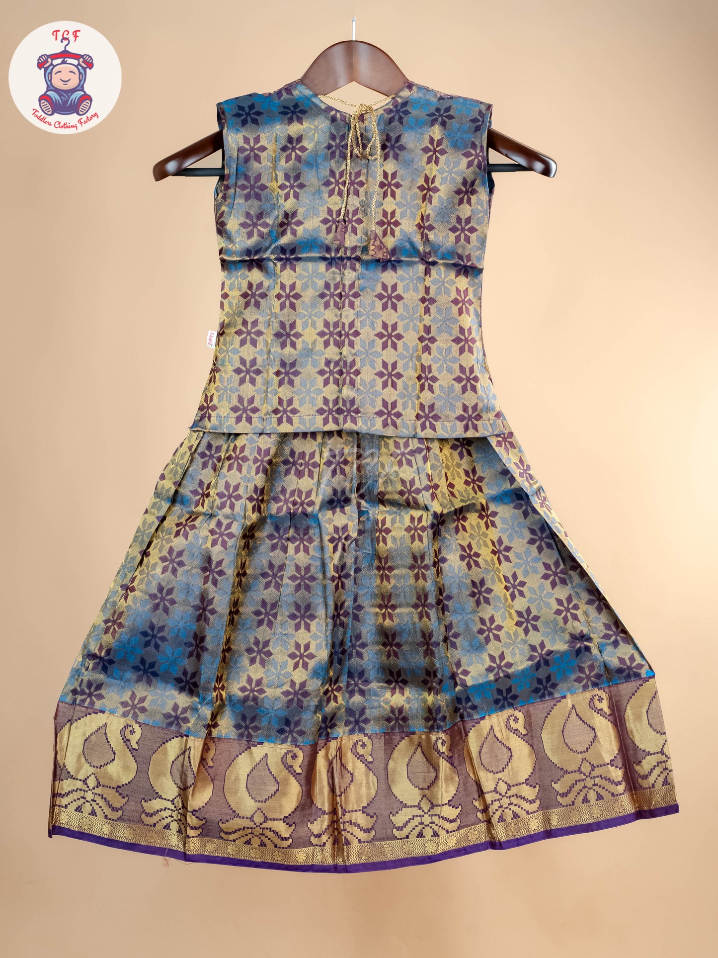 Girls Readymade Pure Pattu Pavadai Sattai