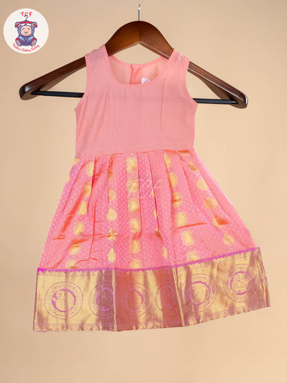 Girls Readymade Pure Pattu Pavadai Sattai