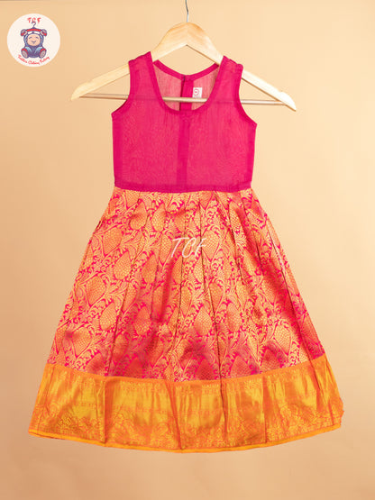 Girls Readymade Pure Pattu Pavadai Sattai
