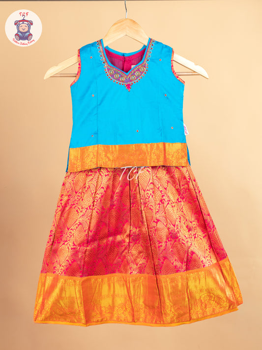 Girls Readymade Pure Pattu Pavadai Sattai