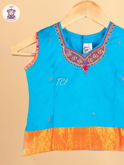 Girls Readymade Pure Pattu Pavadai Sattai
