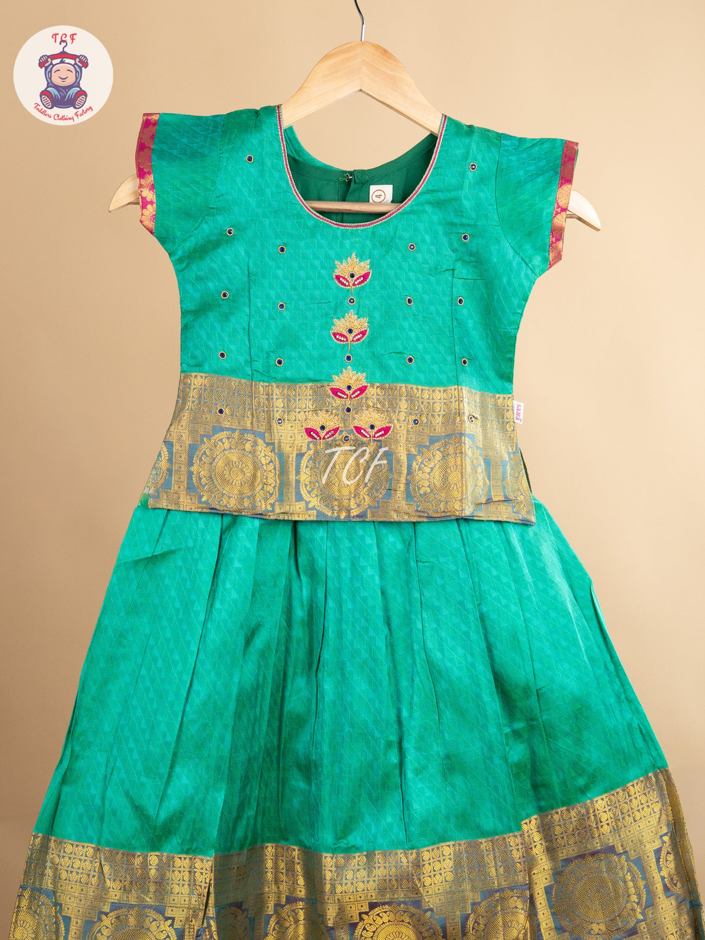 Girls Readymade Pure Pattu Pavadai Sattai