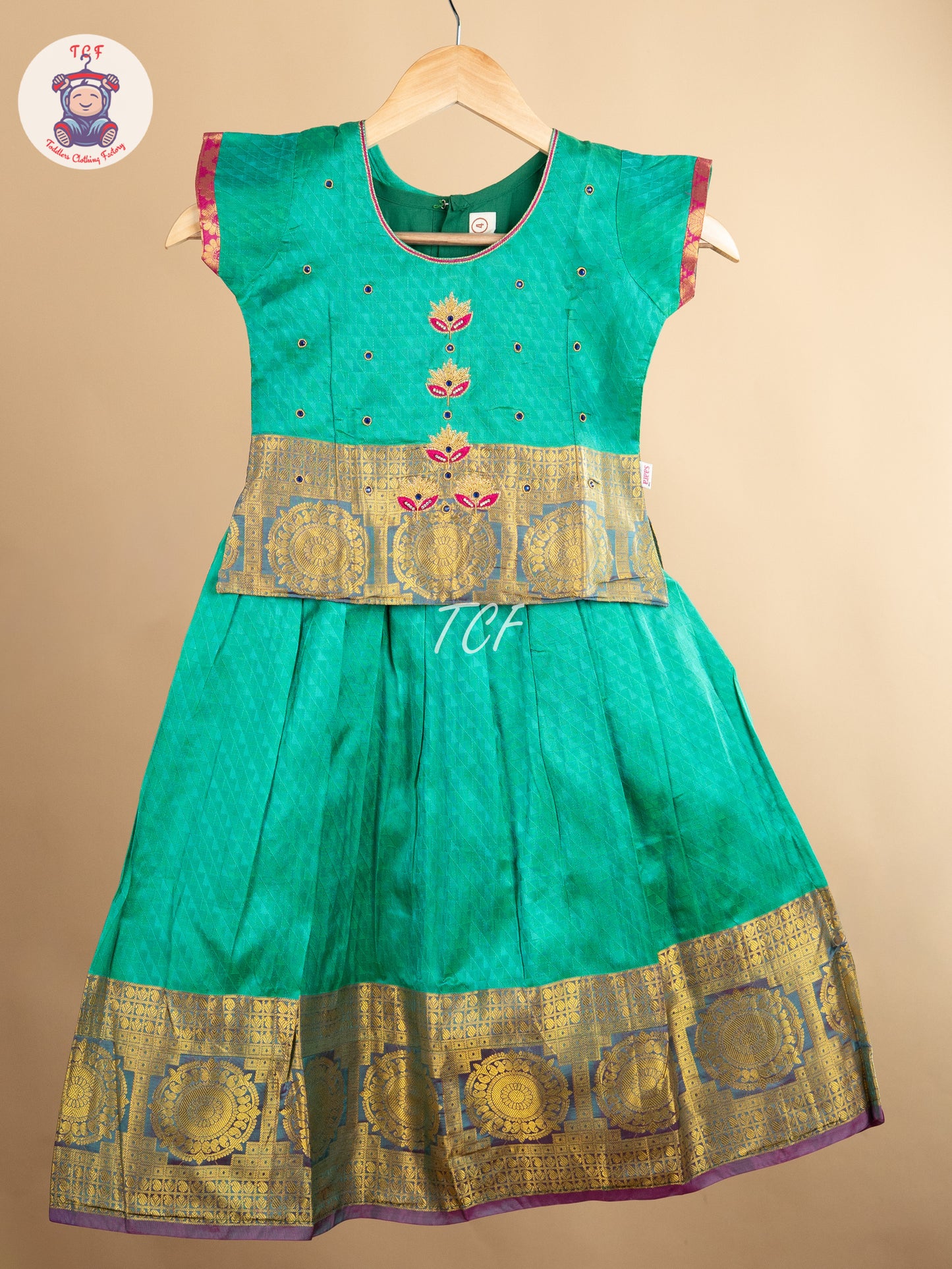 Girls Readymade Pure Pattu Pavadai Sattai