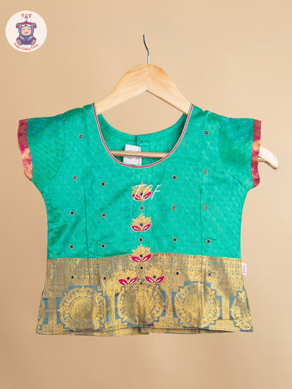 Girls Readymade Pure Pattu Pavadai Sattai
