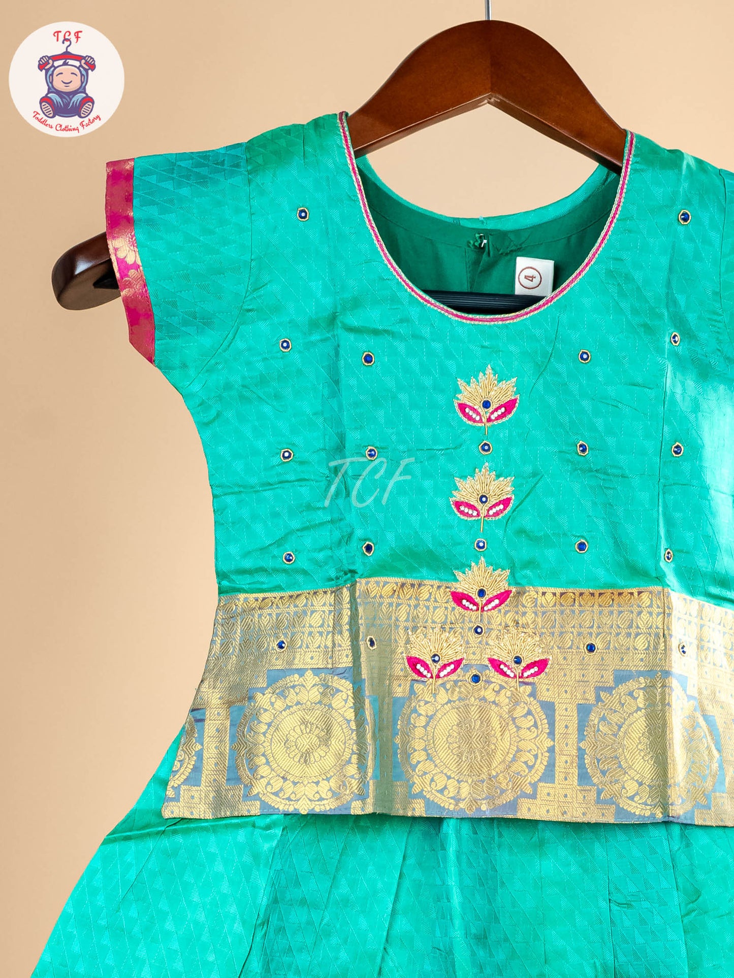 Girls Readymade Pure Pattu Pavadai Sattai