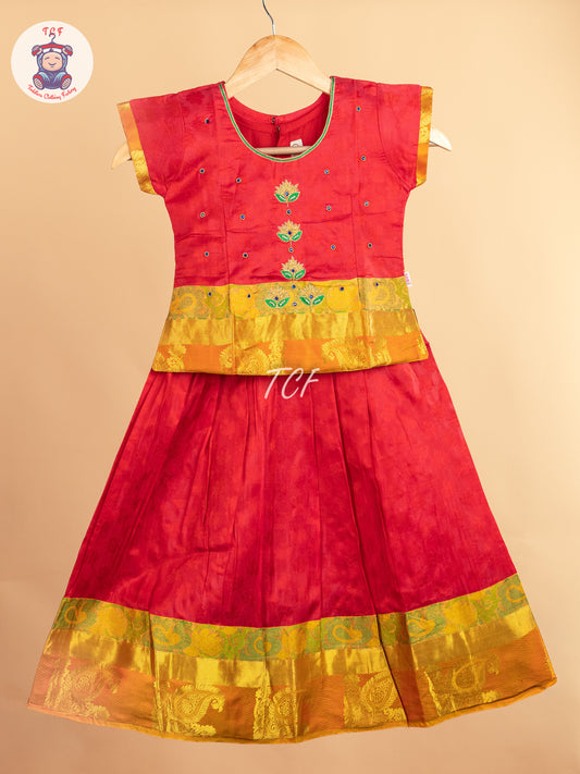 Girls Readymade Pure Pattu Pavadai Sattai