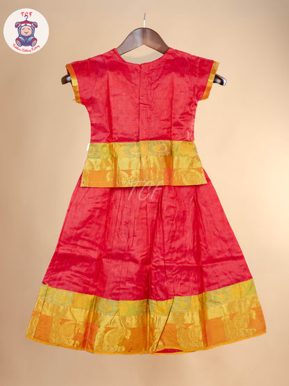 Girls Readymade Pure Pattu Pavadai Sattai