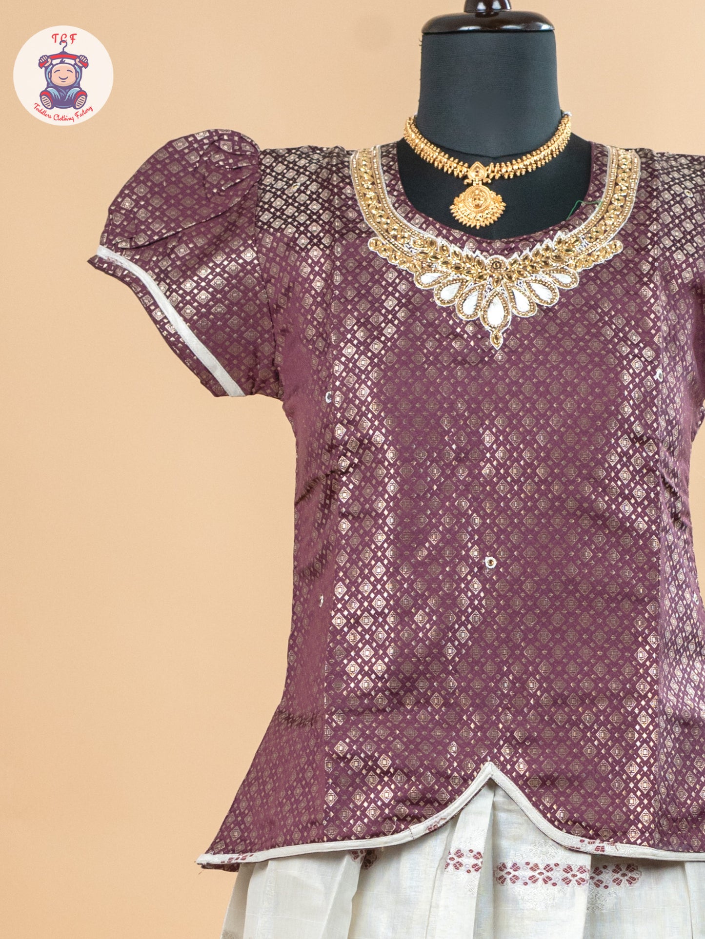 Magenta & Off White - Girls Readymade Pavadai Sattai