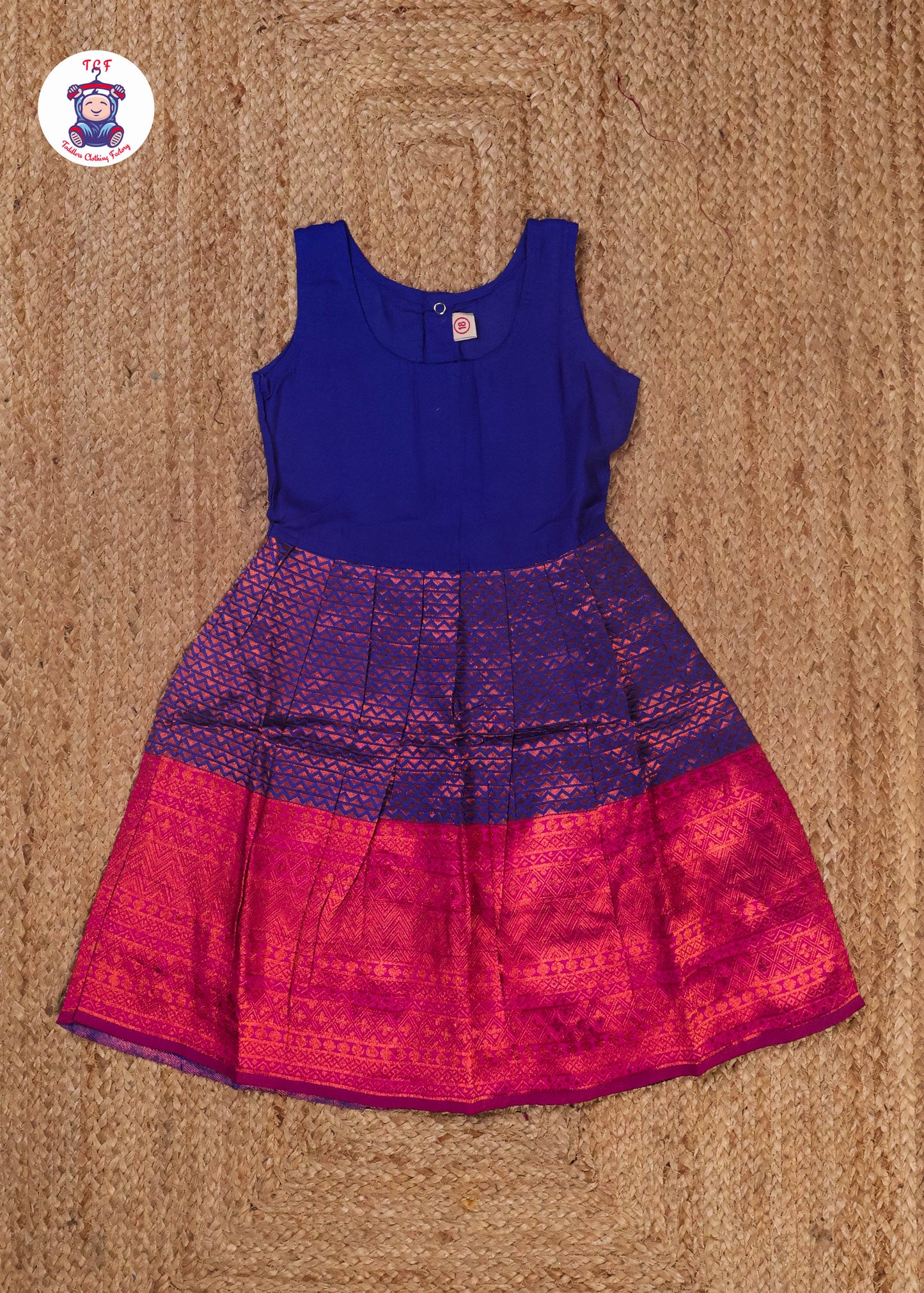 Red & Blue - Pavadai Sattai