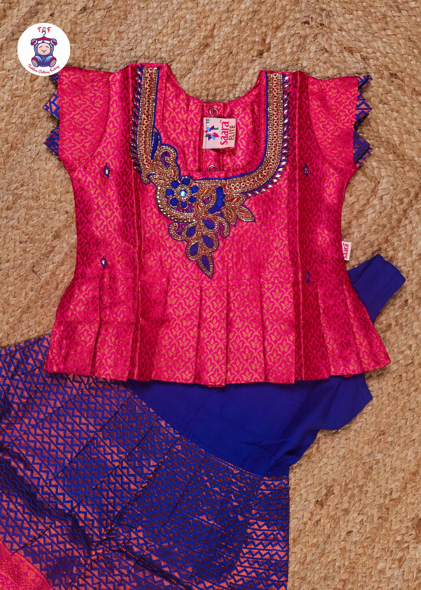 Red & Blue - Pavadai Sattai