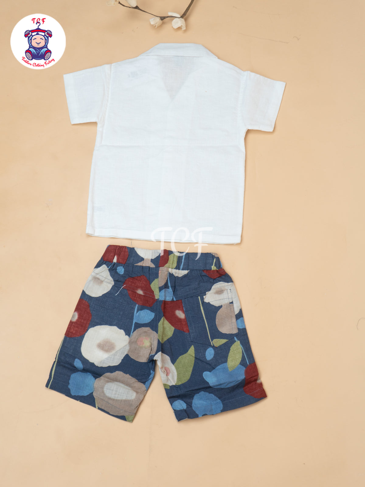 White - Boys Readymade Spread Collor Shirts & Shorts