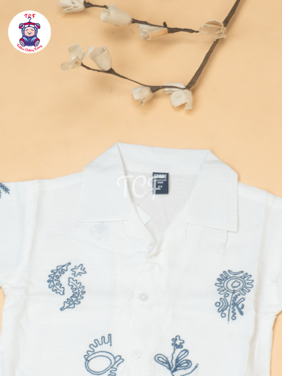 White - Boys Readymade Spread Collor Shirts & Shorts