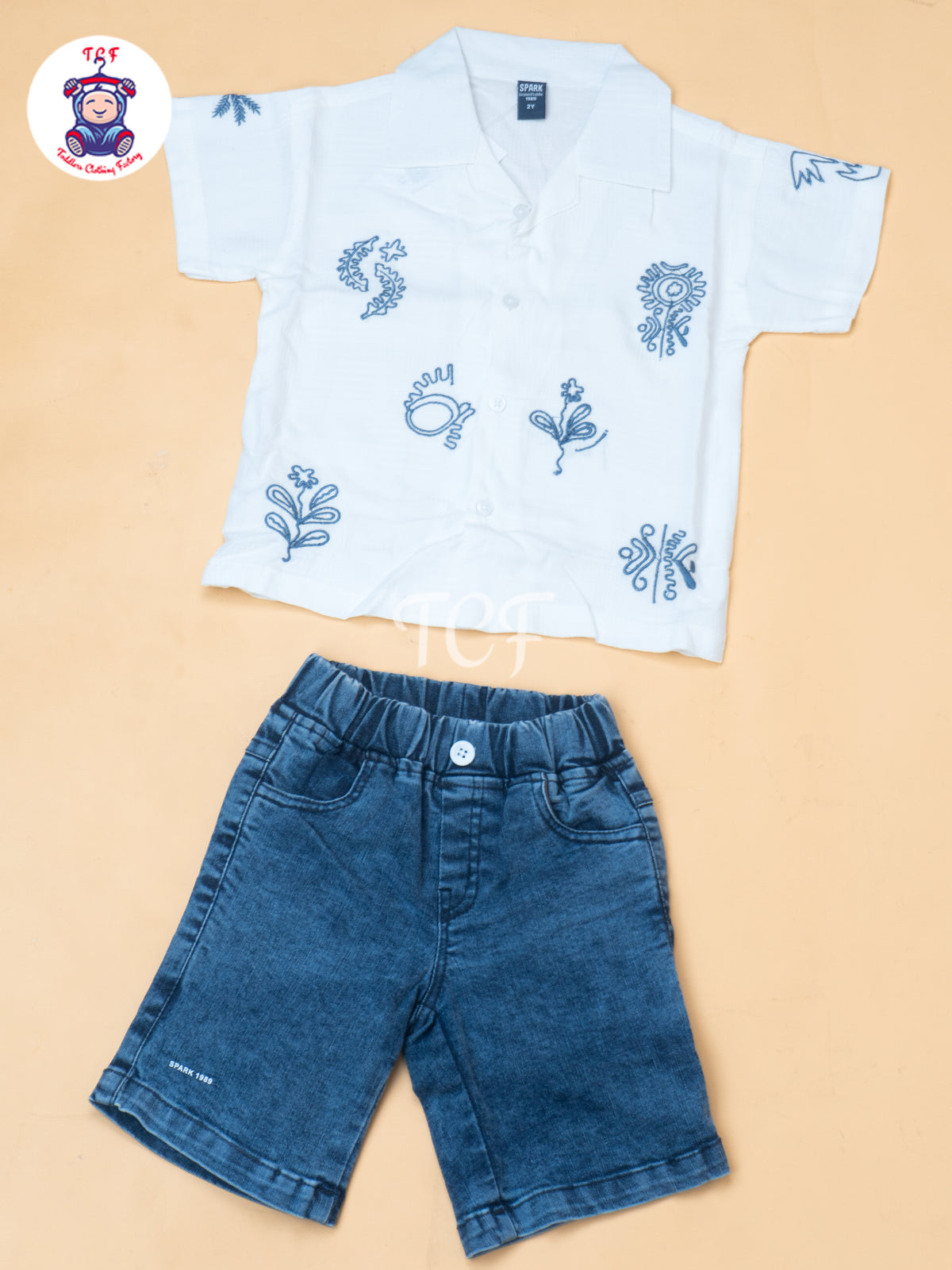 White - Boys Readymade Spread Collor Shirts & Shorts