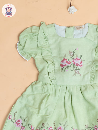 Pista Green - Girls Wrinkled Cotton Embroidered Frocks