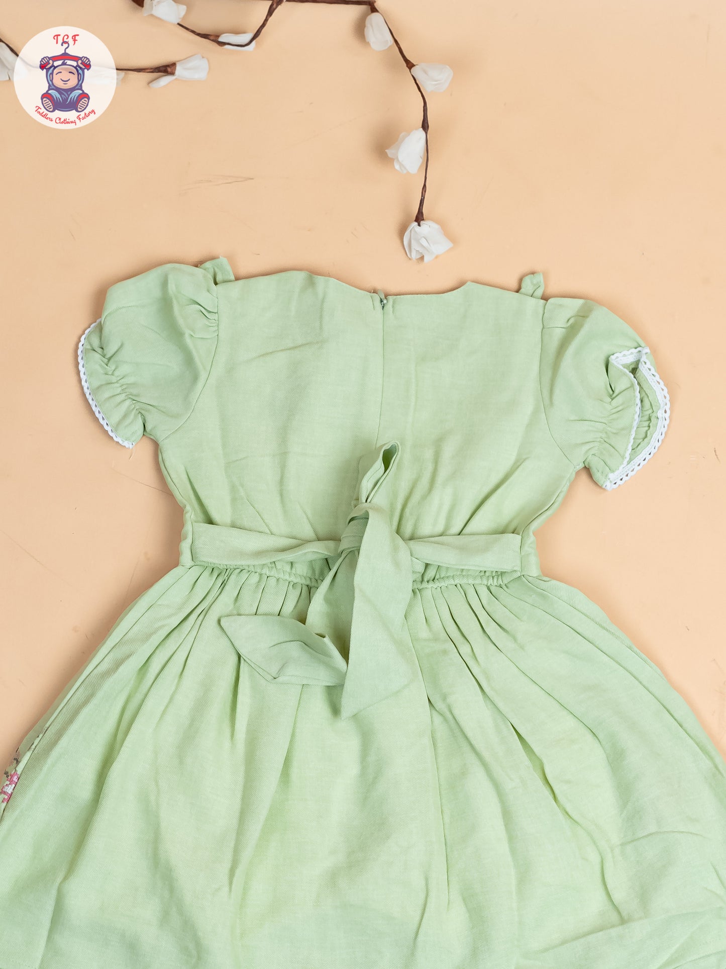 Pista Green - Girls Wrinkled Cotton Embroidered Frocks