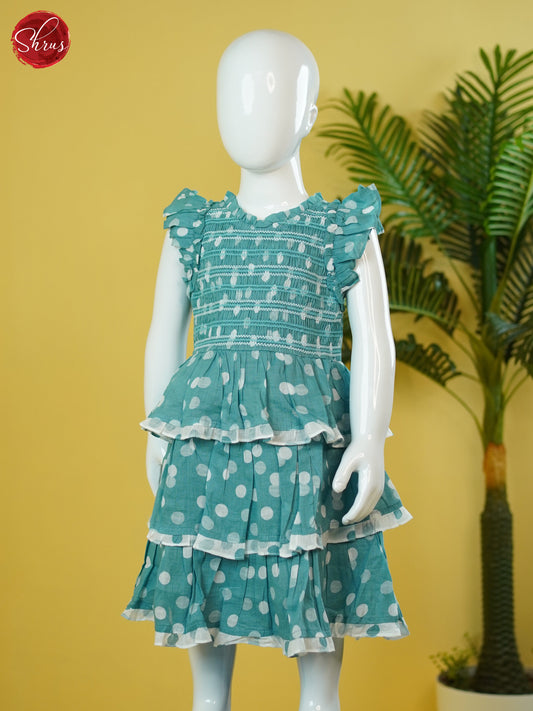 Green- Readymade kidswear - Shop on ShrusEternity.com