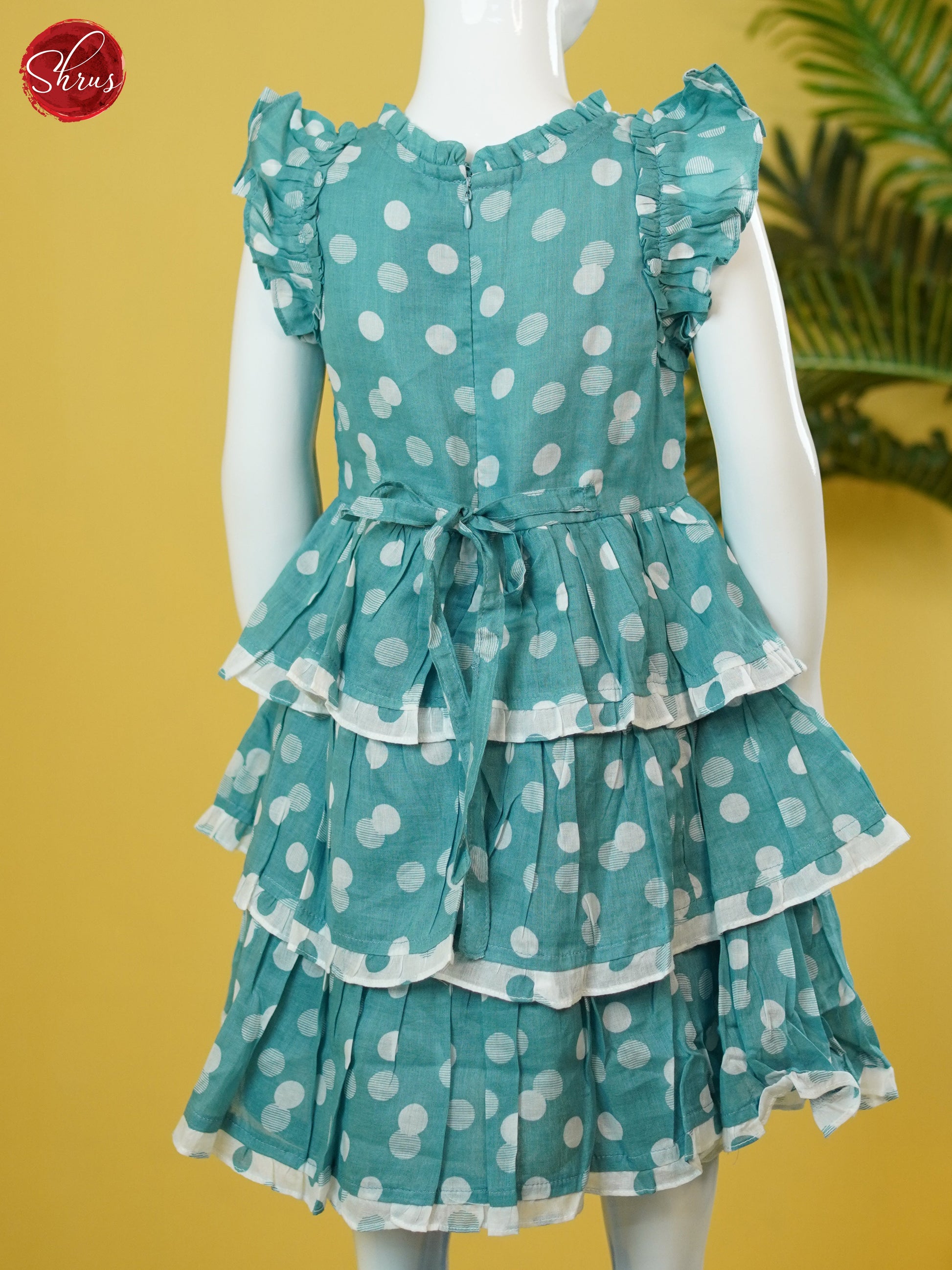 Green- Readymade kidswear - Shop on ShrusEternity.com