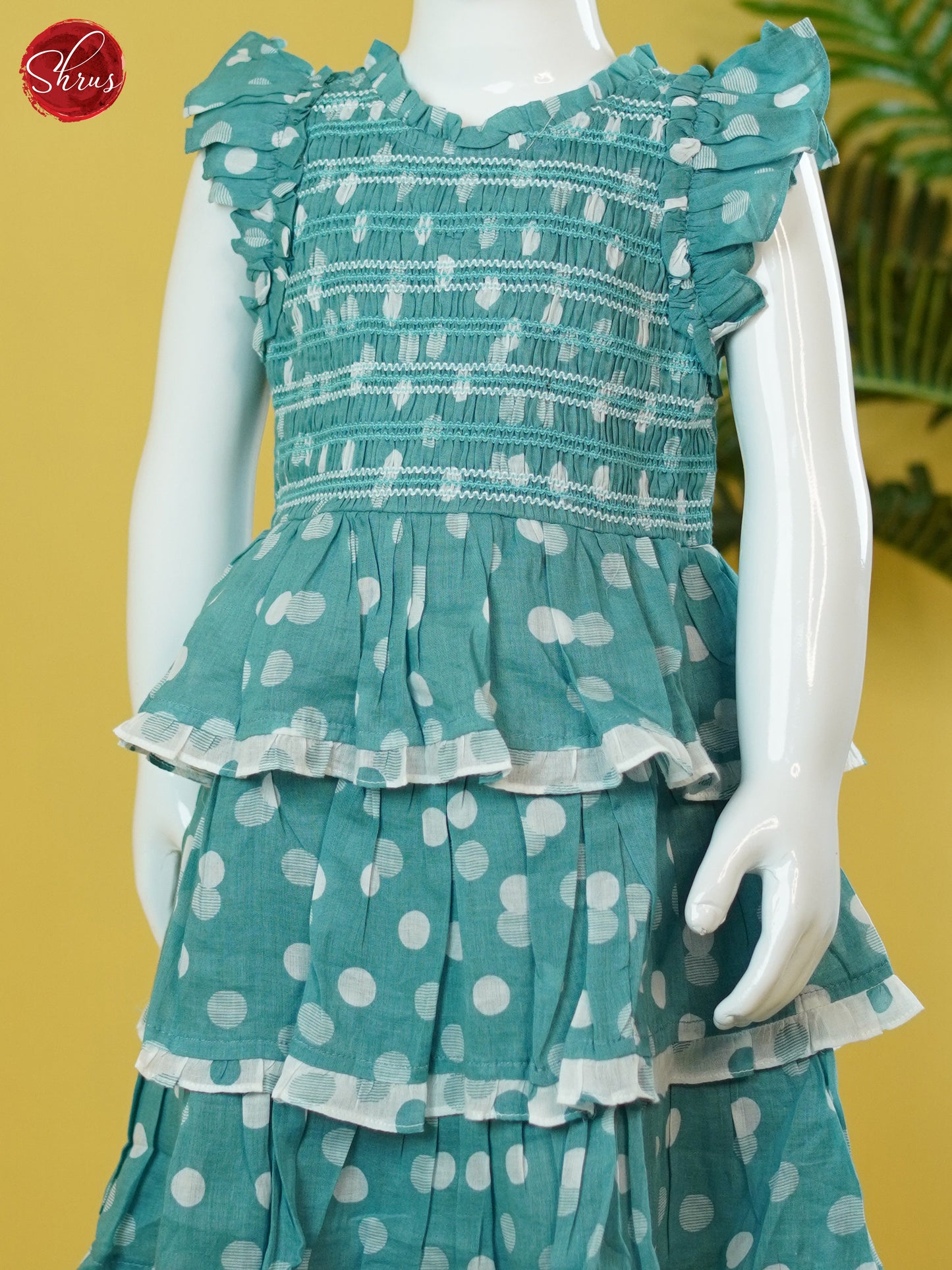 Green- Readymade kidswear - Shop on ShrusEternity.com