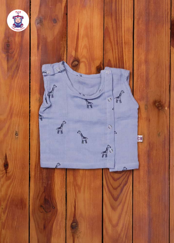 Blue Giraffe - Unisex Muslin Jabla