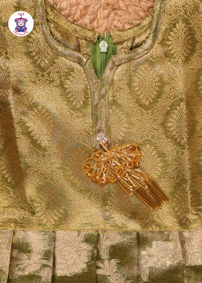 Green & Gold - Pavadai Sattai
