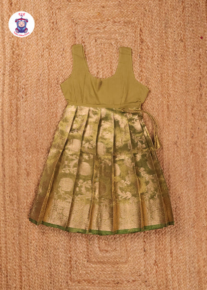 Green & Gold - Pavadai Sattai