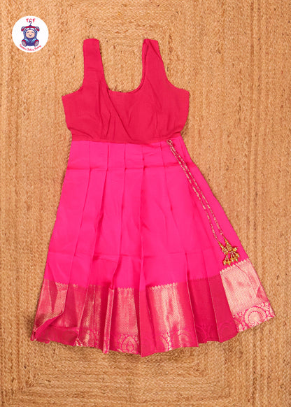 Shades of Pink - Pavadai Sattai