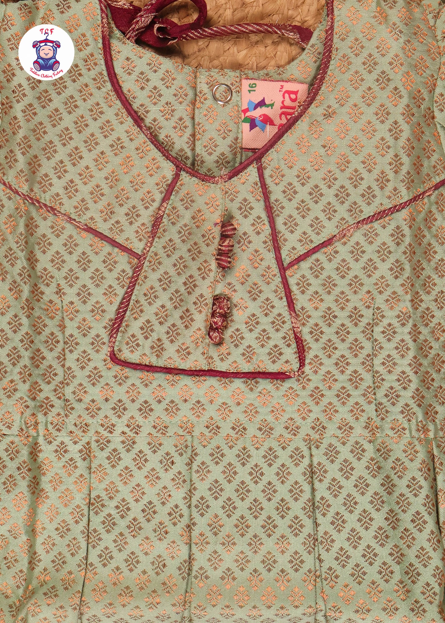 Green & Magenta - Pavadai Sattai