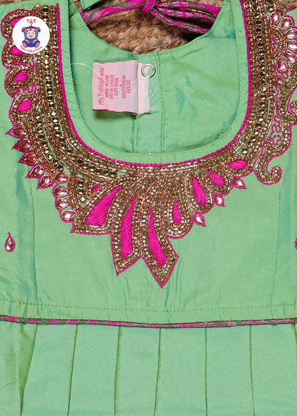 Green & Magenta - Pavadai Sattai
